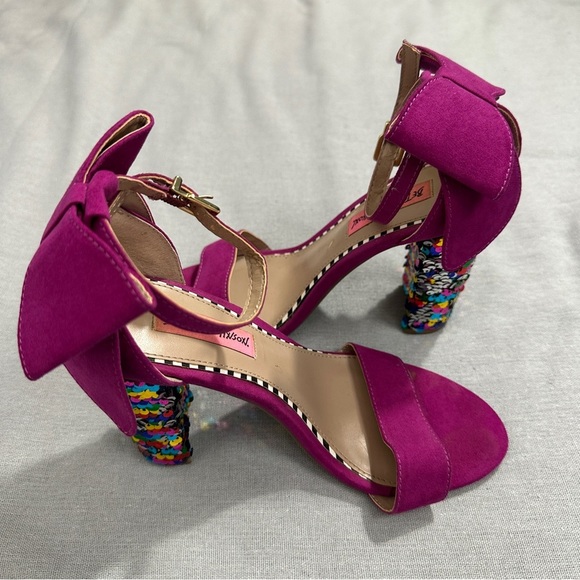 Sz. 8 Betsey Johnson 4" sequin block heel shoes, hot pink, bow, sparkle - Picture 8 of 11